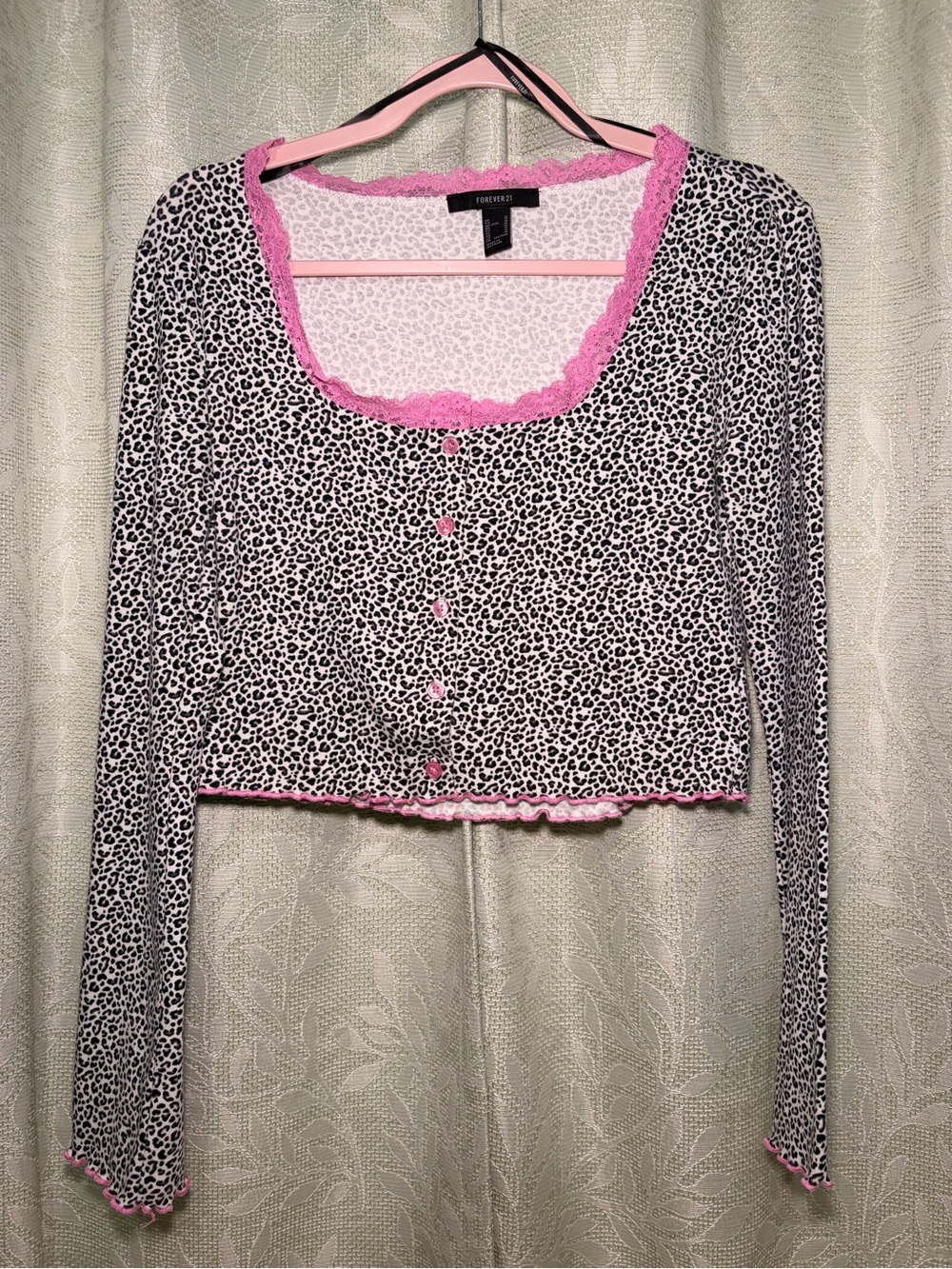 Forever 21 White and Black Leopard Print Crop Top with Pink Trim